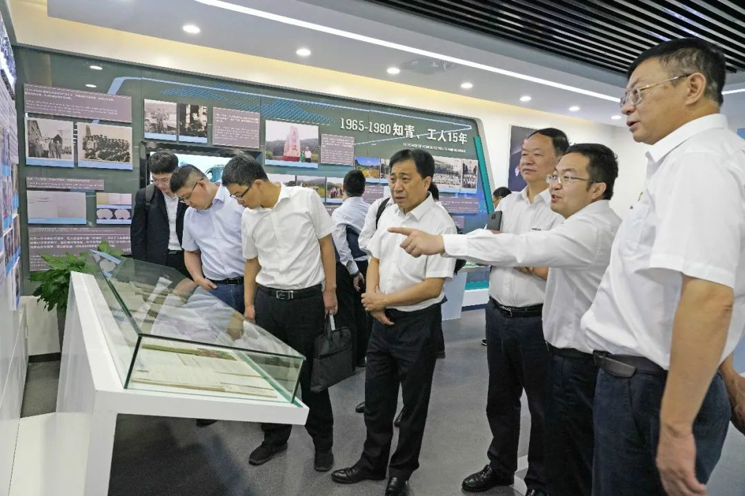 中铁装备赵华总经理莅临山河智能交流