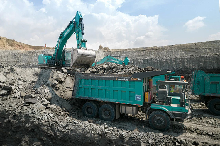 图集 | 征战矿山!山河智能绿色矿山成套装备“大将”云集