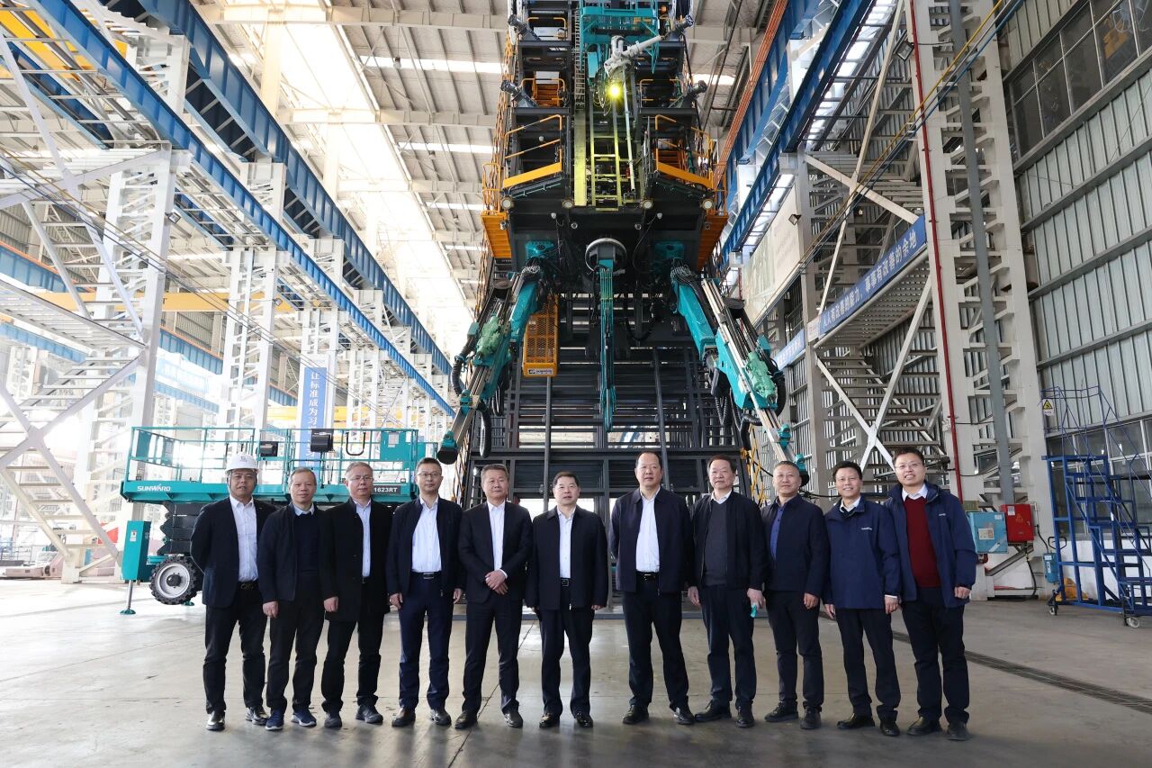 共谋合作、共赢发展!中国能建葛洲坝集团党委书记、董事长谭华到访山河智能