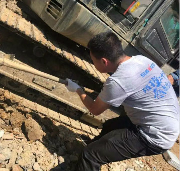 山河智能的“黑皮肤”