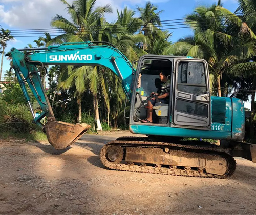 作为村里的创富标杆，陈老板的“得力爱将”究竟是谁？ (金桔高清播放)