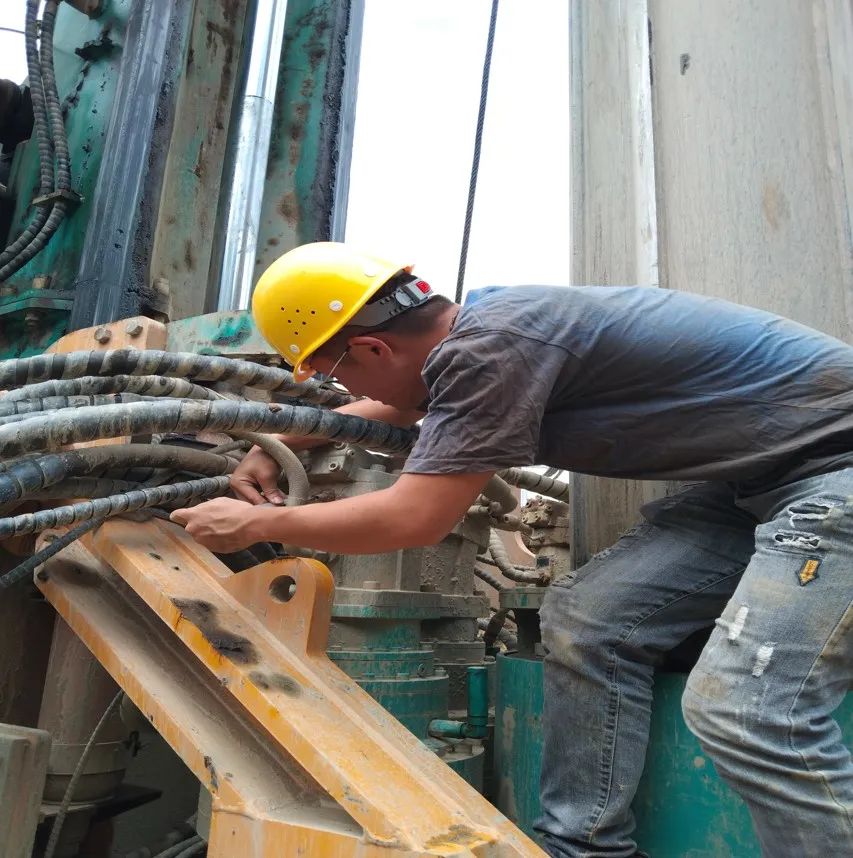 金桔高清播放 - 图集 | 战高温，迎“烤”验！山河人在行动